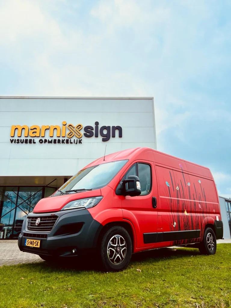 Rode bus door Marnix Sign