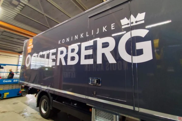 Vrachtwagen wrappen